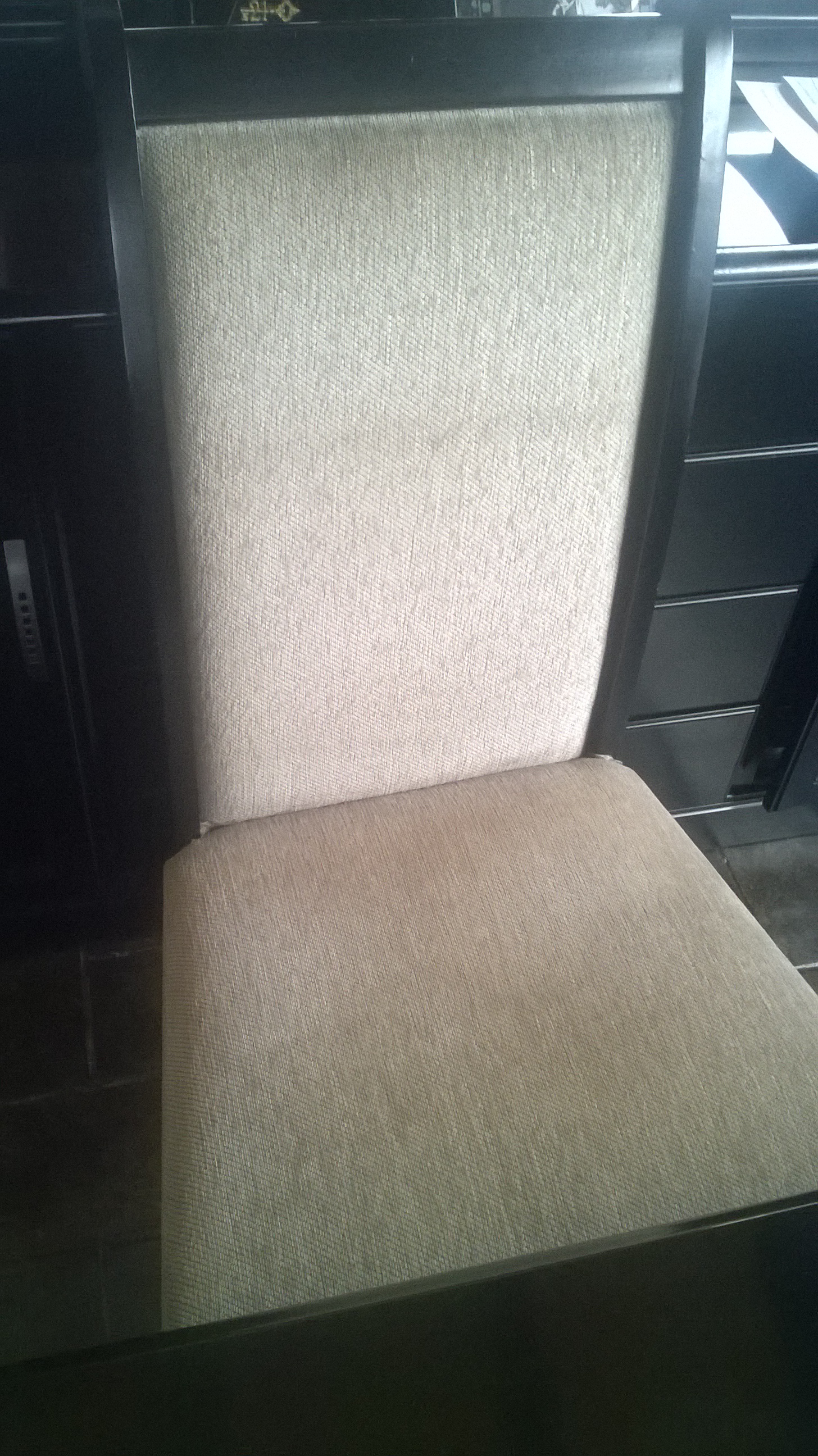 Dining Room Furniture in Johannesburg Junk Mail