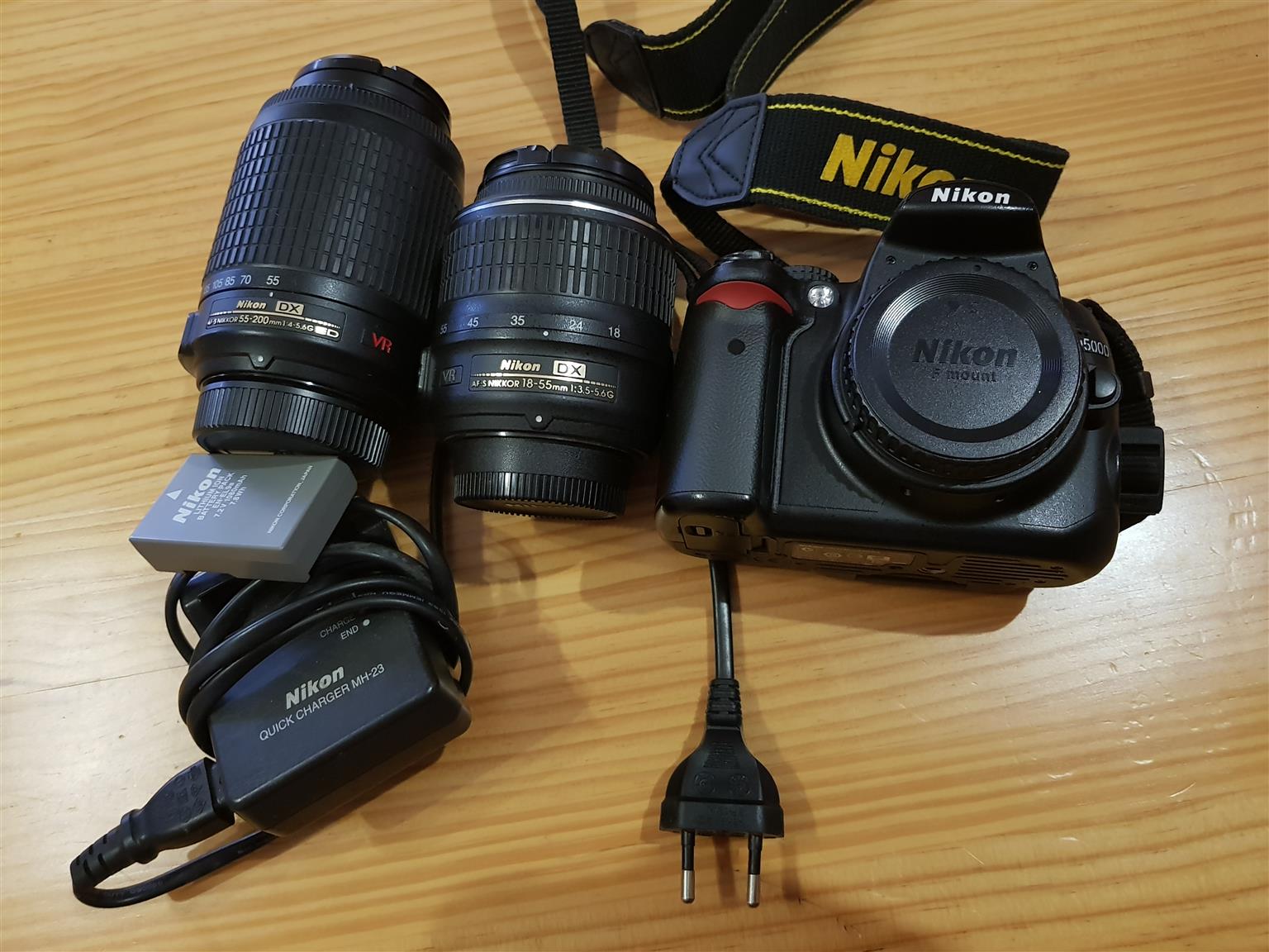 Nikon D5000 and lenses for sale